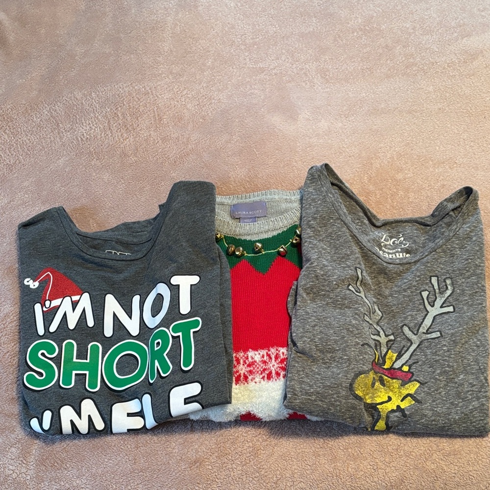BUNDLE of Holiday tops